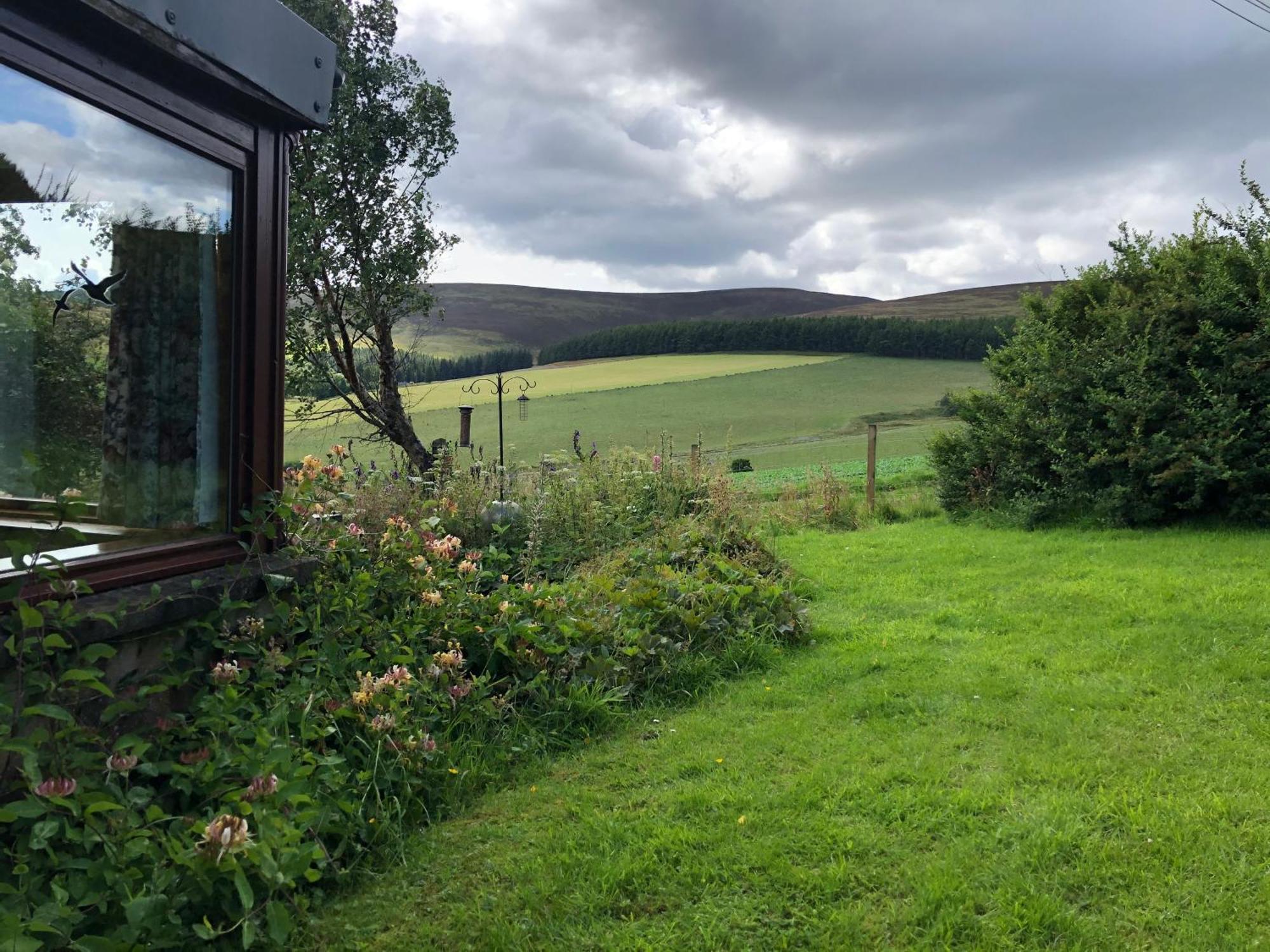 Easter Corrie Cottages Ballindalloch Exterior photo